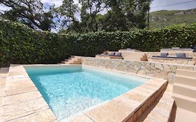 Gkk House Private Swimming Pool Luxury House